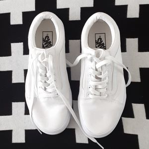 All White Retro Van's Size 8.5 Women & 7 Men